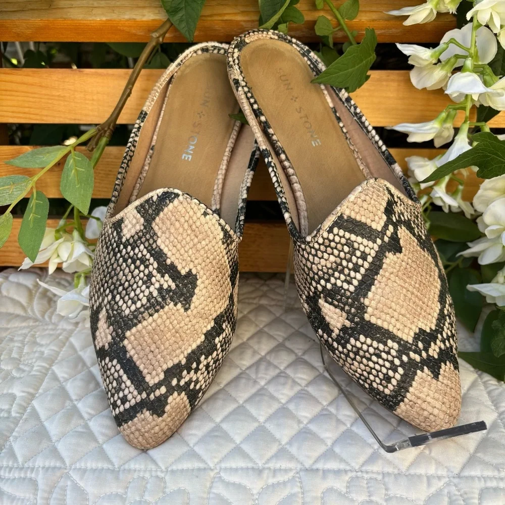 Sun +‎ Stone Beige and Black Patterned Loafers